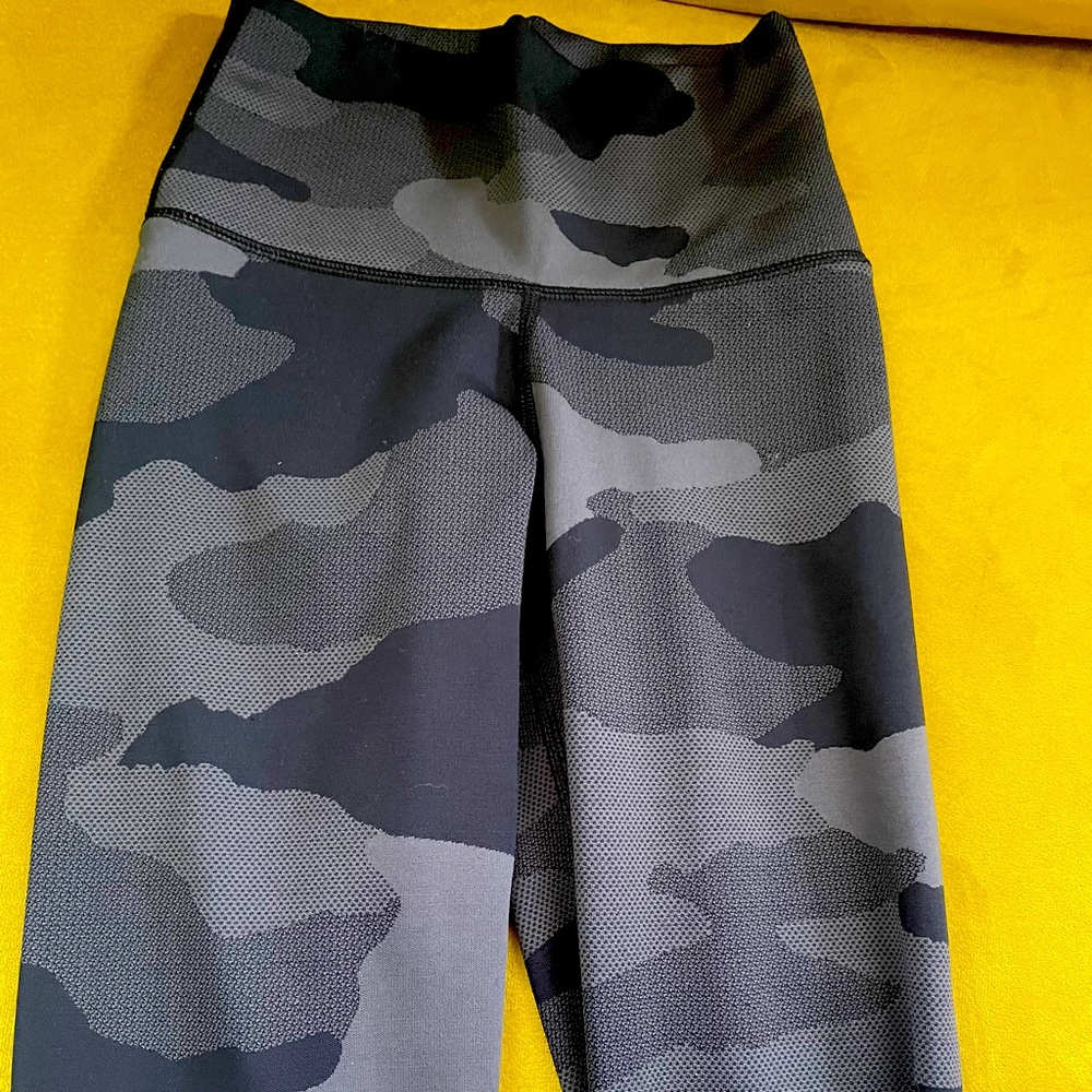 Aerie high waisted Chill. Play. Move. Leggings. XS